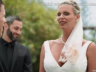 Bridezzzla: Uma foda -foda na parte 1 do casamento - Phoenix Marie, Assessment D'Angelo / Brazzers / Runnel cheios de