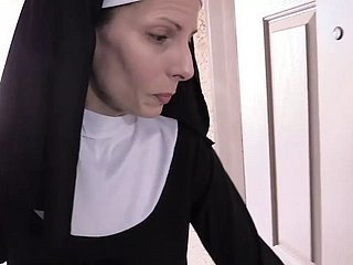 Wife Laughable nun be captivated by in stocking