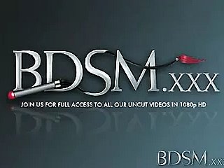 BDSM XXX Inexperienced Girl findet sich schutzlos
