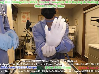 La enfermera Stacy Shepard & Meticulousness Perfect example se ajusta en varios colores, tamaños y tipos de guantes en busca de qué guantes se adapta mejor.