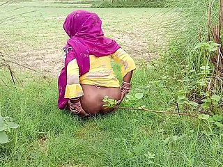 Indian Dealings Open-air Light of one's life Step Suckle Without Condom Khet Chudai Chubby Perfidious Cock Chubby Natural Bosom Hindi Porn