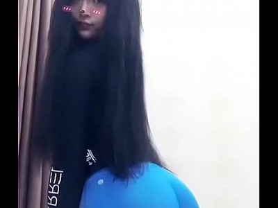 좋은 엉덩이 부분이 중국 소녀